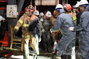 봉화 광산사고 광부들 &apos;기적의 생환&apos;…투입 때 챙겨간 커피 믹스와 물을 먹으며 버텨