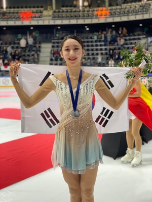 김연아 이후 최고 성적…김예림 피겨 그랑프리 은메달