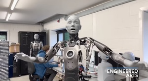 세계에서 가장 인간 같은 로봇, 내년엔 걷는다