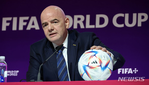 인판티노 FIFA 회장 "준비된 카타르, 최고의 월드컵 될 것"