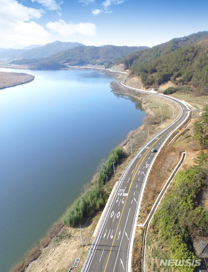 전남도 &apos;영산강 삼백리 명품 자전거길&apos; 조성 속도 낸다