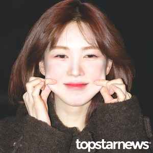 [HD포토] 레드벨벳 웬디, ‘현타 온 찹쌀떡’ (웬디의 영스트리트 출근길)