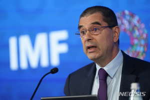 IMF "일본, 장기적인 재정 건전화 전략 부족"