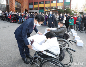 여의도순복음교회, 사랑의 김장김치 나누기 행사…1240곳 전달