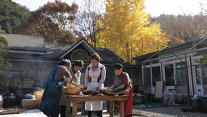 식탁에 날아오른 꿩·기러기…야생진미 &apos;한국인의 밥상&apos;