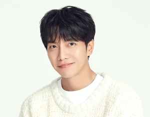 이승기, 후크 계약해지 통보 하루만에 공식 홈페이지 만료