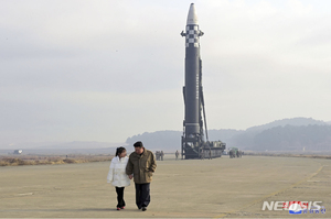 "北 화성-17형 ICBM 美 본토에 실질적 위협 안돼…추가 발사 가능성"