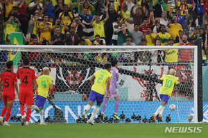 강력한 삼바 리듬…벤투호, 브라질에 0-4(전반 종료)