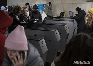 미 국방장관, "우크라 방공망 강화가 우리의 최우선 정책"