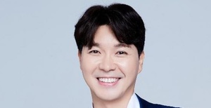 [이슈종합] 박수홍, ‘친형·형수 횡령 혐의’ 재판 증인으로 나선다
