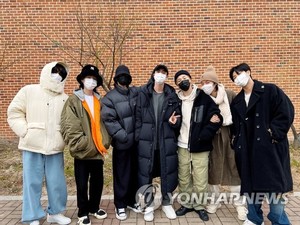 BTS &apos;프루프&apos;, 미국 빌보드 앨범 차트 26주 연속 진입