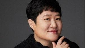후크엔터테인먼트 권진영 대표, 제3자 처방 지시?…또 다시 의혹