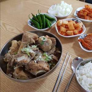 ‘생방송오늘저녁’ 목포 뼈해장국 맛집 위치는? “식객 허영만의 백반기행 그 곳!”