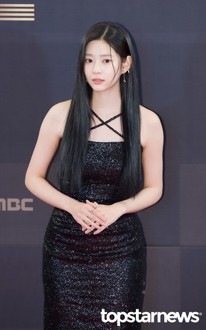 [HD포토] ‘금혼령’ 김민주, ‘홀터넥 드레스로 뽐낸 미모’ (2022MBC연기대상)