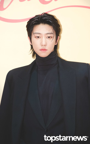 [HD포토] 세븐틴 디에잇, ‘뱀파이어 비주얼’ (크리스찬 루부탱 포토콜)