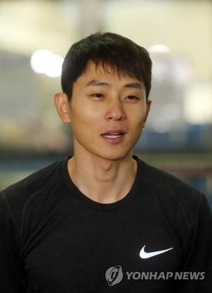 빅토르 안(안현수), 한국팀 복귀 하나…성남시청 코치 서류합격