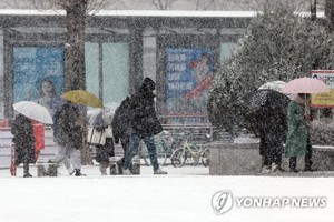 [내일 전국 날씨] 중부지방 중심 많은 눈…서울 등에 2~7㎝ 적설 예상
