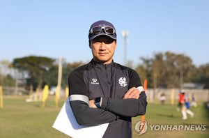 강기정 시장 "클린스만 &apos;레드카드&apos;…이정효 광주FC 감독 추천"