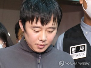 &apos;신당역 살인사건&apos; 전주환, 1심 징역 40년…"충격과 분노 줬다"