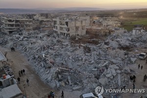 [튀르키예·시리아 지진] 사망자 2만8천명 넘어…"두배로 늘 수도"