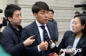 "불륜설 왜 퍼뜨려" 前부인 무고한 김동성, 결국 벌금 300만원 선고