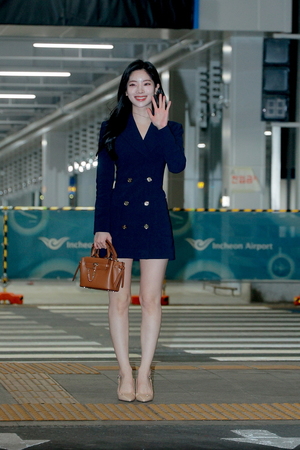 트와이스 다현, 우아한 공항 패션…"뉴욕 패션쇼 참석"