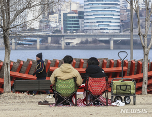 [내일 전국 날씨] 전라·경남·제주 비소식…수도권 미세먼지 &apos;나쁨&apos;