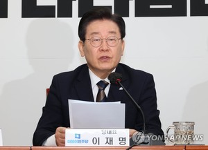 이재명, 대장동 관련해 페이스북에 "주술의 나라, 천공 아니면 검찰에 물어봐야"