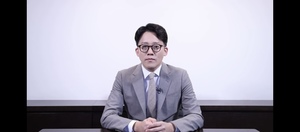이성수 SM 대표 "내달 주총 후 사임…하이브 적대적 M&A 인정해라"