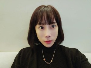 &apos;쥬얼리 불화설&apos; 조민아, &apos;더 글로리&apos; 올리고 의미심장 글까지