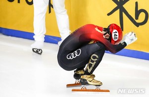 중국으로 귀화한 린샤오쥔(한국명 임효준) 황당 실격…기록 측정 장치 미착용