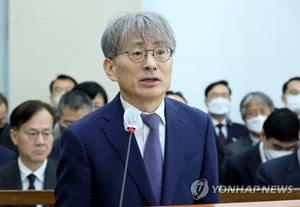 김광동 진실화해위원회 위원장 "5·18 북한 개입 가능성 배제못해" 입장 고수해 논란