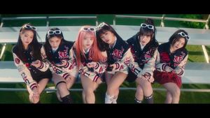 아이브 &apos;키치&apos; 음원사이트 올킬…MV 트렌딩 월드와이드 연일 1위