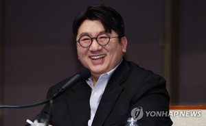 &apos;진격의 엔터주&apos;…올해 방시혁 지분가치만 1조3천억원 늘어