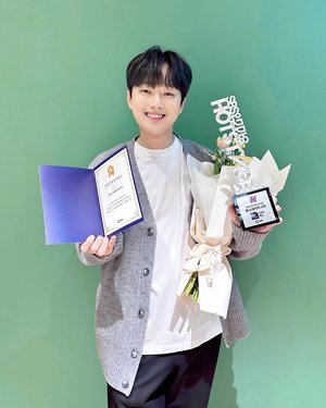 감성 쏟아진다 이찬원의 풍등, 2회 연속 인기가요 핫스테이지 1위 등극...남다른 인기