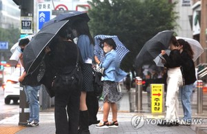 오늘 전국에 폭풍급 강풍…요란한 &apos;황사비&apos;도 내려(날씨)