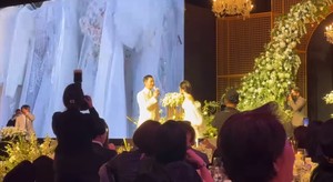 이승기♥이다인, 결혼식서 PPL 영상 송출 "협찬 아니다" 입장 밝혀