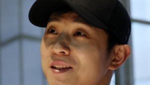 빅토르 안(안현수), 한국 쇼트트랙 대표팀 선발전 참가…개인 코치 자격