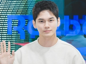 옹성우, 군입대 앞두고 팬들 위해 남긴 편지…“소중하고 값진 마음 가득 안고” (전문)