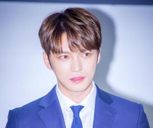 김재중, 씨제스와 계약 만료…JYJ 멤버 중 마지막 결별