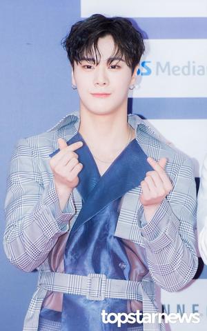 아스트로 문빈, 자택서 숨진 채 발견…소속사 "확인 중"