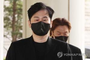 &apos;양현석 마약수사 무마&apos; 제보자, 재판서 "처벌 원치 않아"