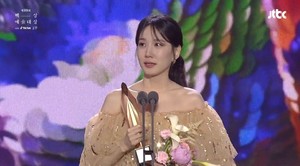 김갑수, "박은빈 30살이나 돼서 울고 불고…송혜교 배우길" 공개 저격 논란 [TOP이슈]