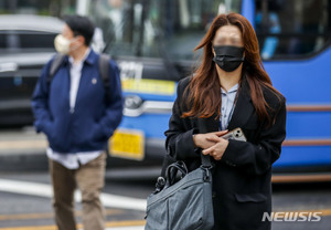 일요일, 흐리다가 오후부터 맑아져…찬 공기에 기온 &apos;뚝&apos;[내일 날씨]