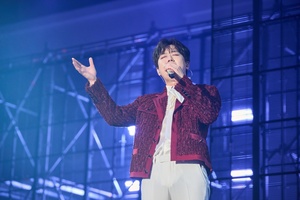 이찬원, 전국투어 콘서트 &apos;ONE DAY&apos; 대구…9천석 관객석 가득 채우며 화려하게 성료