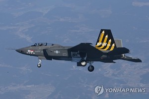 한국형 전투기 1호 KF-21 보라매, &apos;잠정 전투용 적합&apos; 판정…내년부터 양산