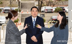 검찰, &apos;가세연&apos; 강용석 징역 1년 구형…유튜브 삭제 명령도