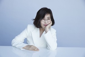 이선희, &apos;횡령 혐의&apos; 경찰 조사…"사실관계 적극 소명할 것"(종합)