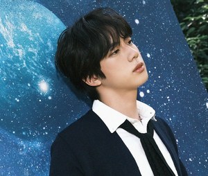 [BTS News] &apos;끝나지 않을 history&apos; 방탄소년단 진, 샤잠 &apos;글로벌 주간 톱10 아티스트&apos; 1위 &apos;초특급 존재감&apos;