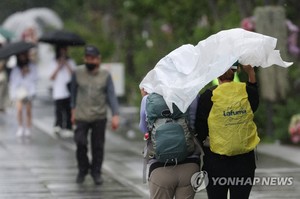 일요일, 중부·내륙 소나기…돌풍·천둥·번개에 우박도(내일 날씨)